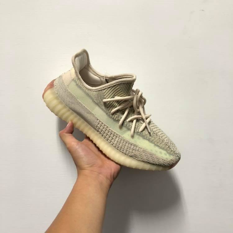 adidas Yeezy Boost 350 V2 