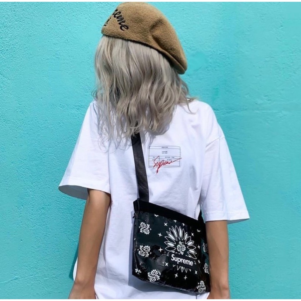 SUPREME 21SS BANDANA TARP SIDE BAG 變形蟲小包側背包| 蝦皮購物