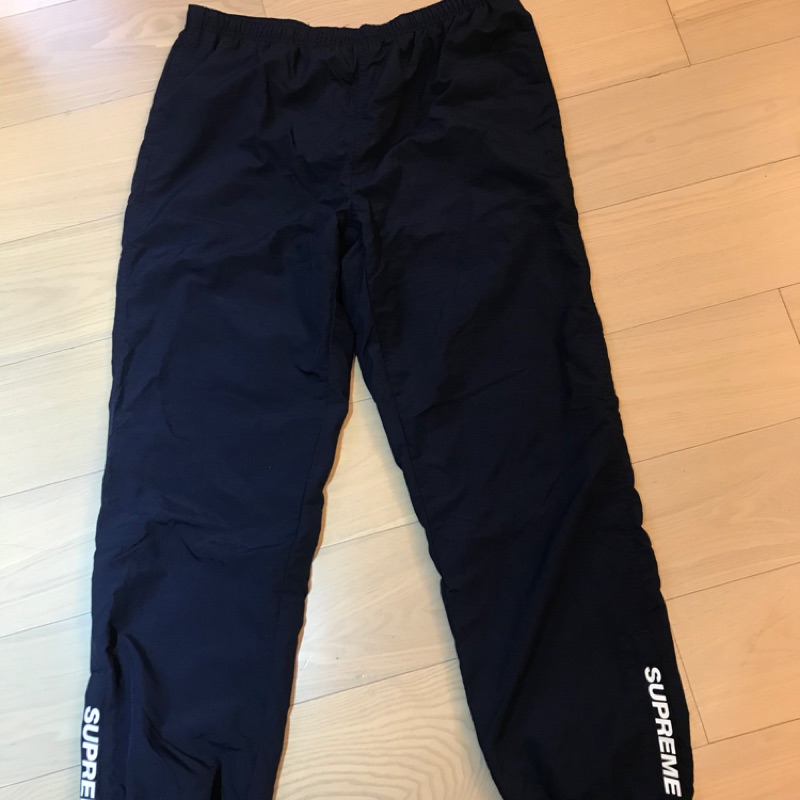 Supreme warm up pants 風褲| 蝦皮購物