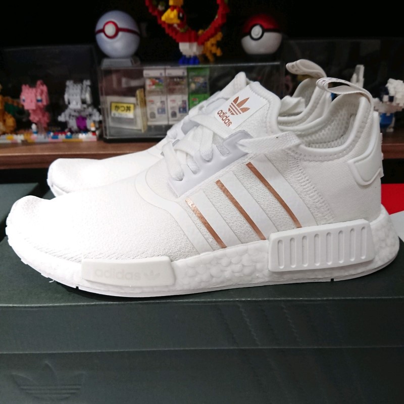 Adidas nmd r1 2024 cloud white gold