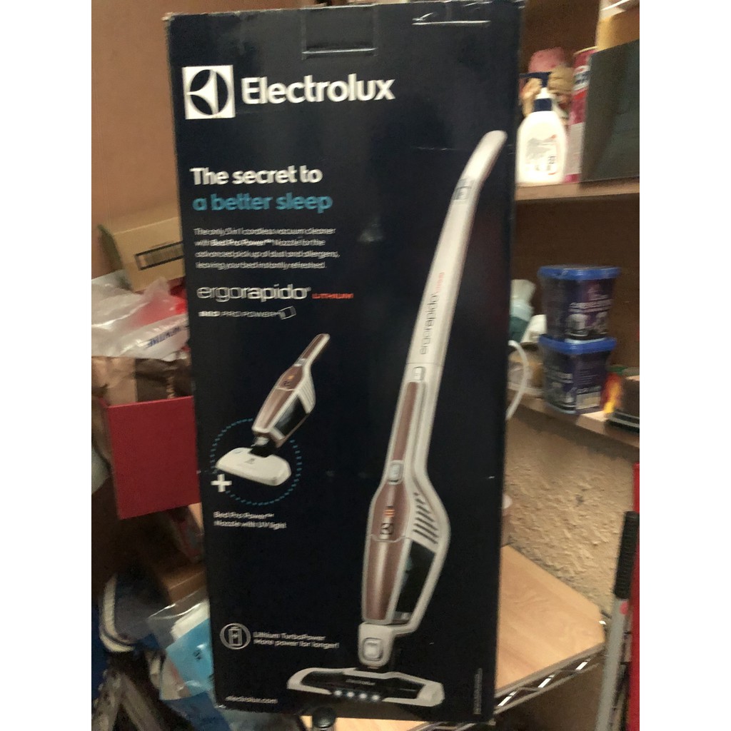 Electrolux ZB3233B / ZB3233 伊萊克斯完美管家UV淨蹣科技吸塵器(玫瑰