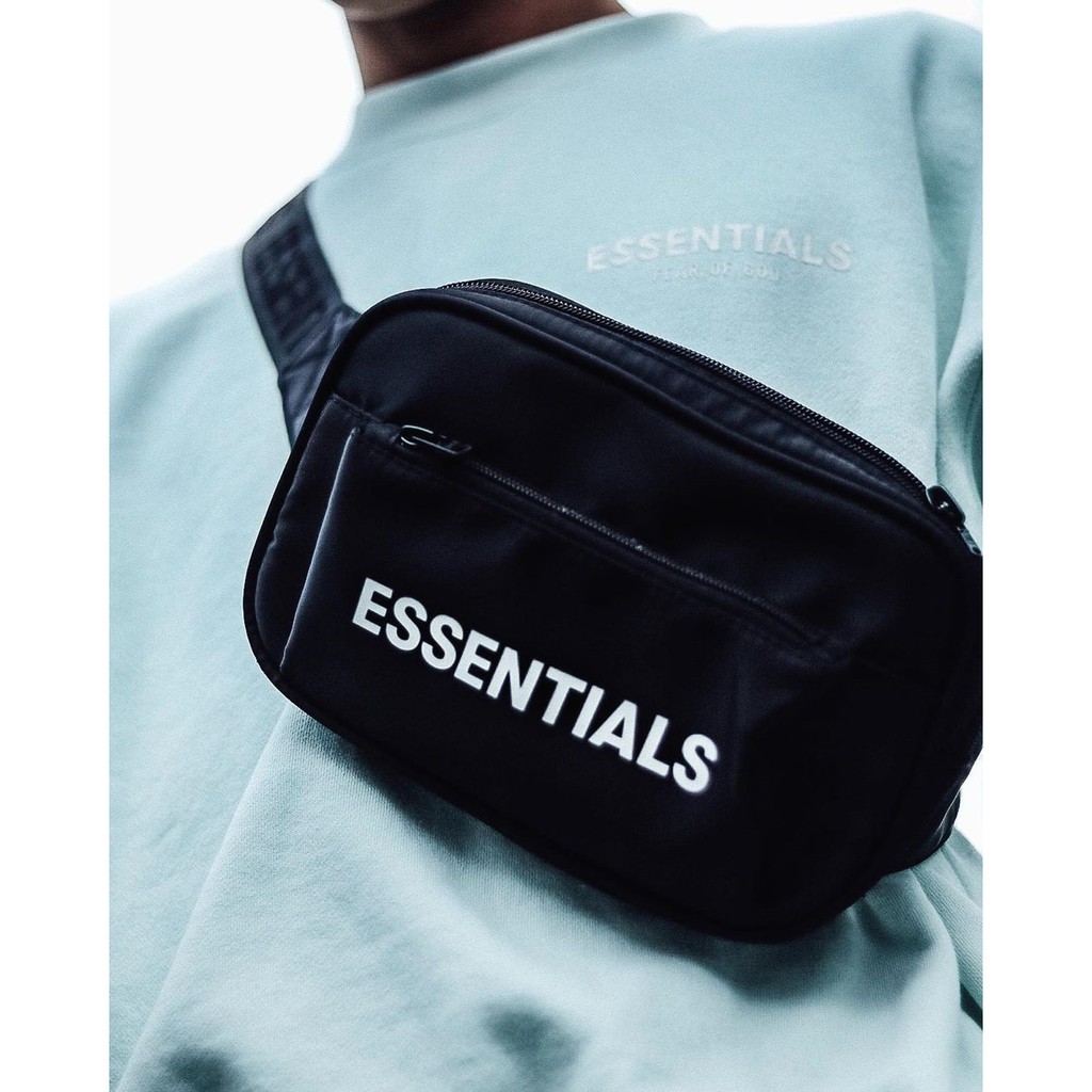 全新限量免運FEAR OF GOD FOG ESSENTIALS複線包斜背包小包腰包單肩包 | 蝦皮購物