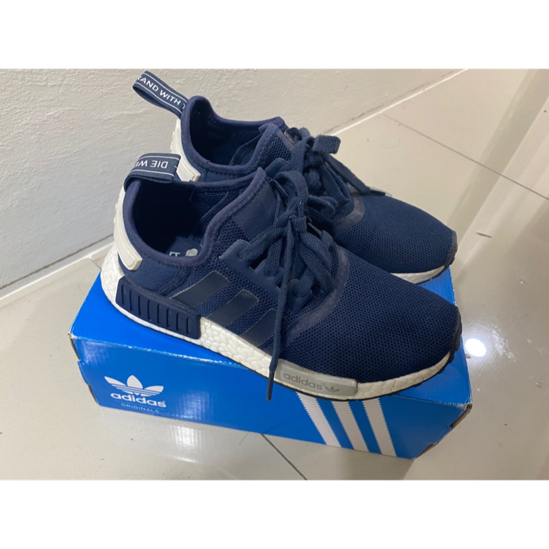 Women's originals nmd_r1 sale primeknit shoes