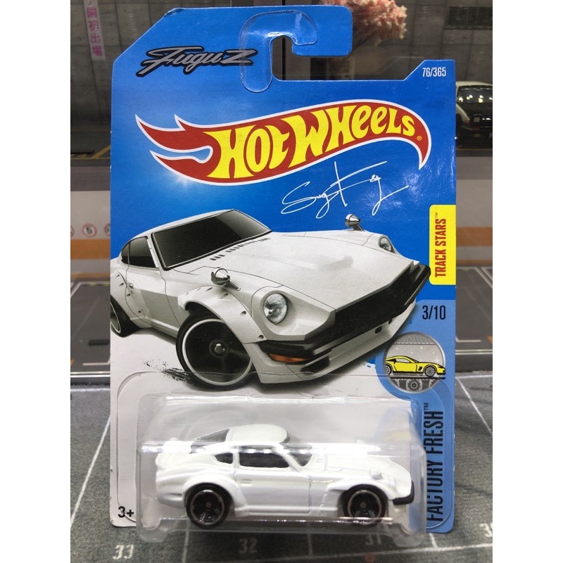 hot wheels custom 240z