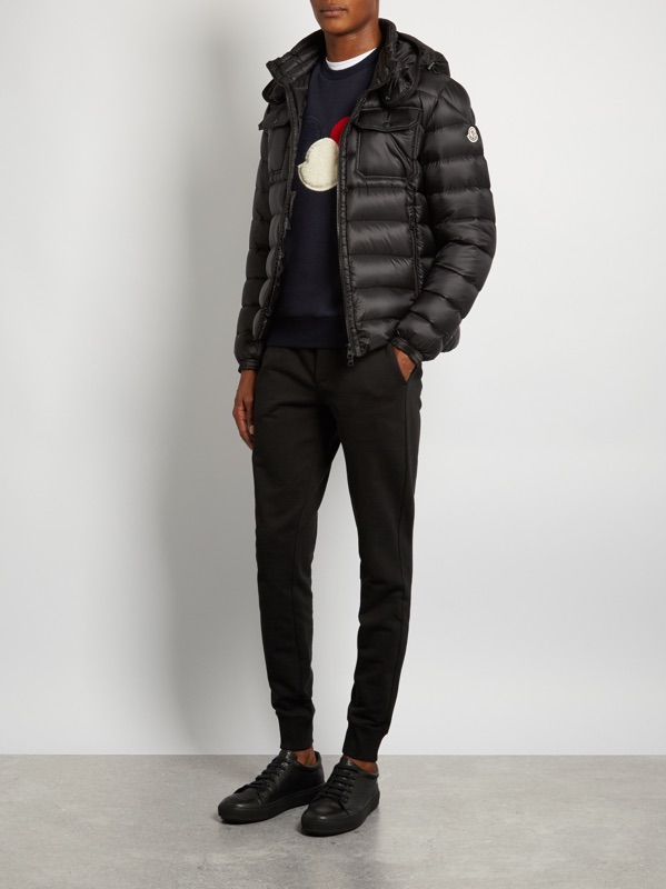 Moncler valence deals