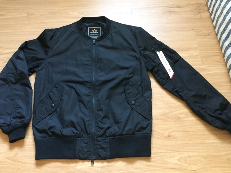 Alpha Industries x URBAN RESEARCH 最強聯名MA-1 | 蝦皮購物