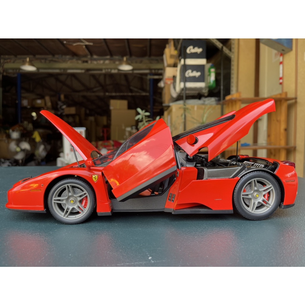 Ferrari Enzo1/12 レッド フルボックス 付属品完備 Kyosho Kyosho 1/43 