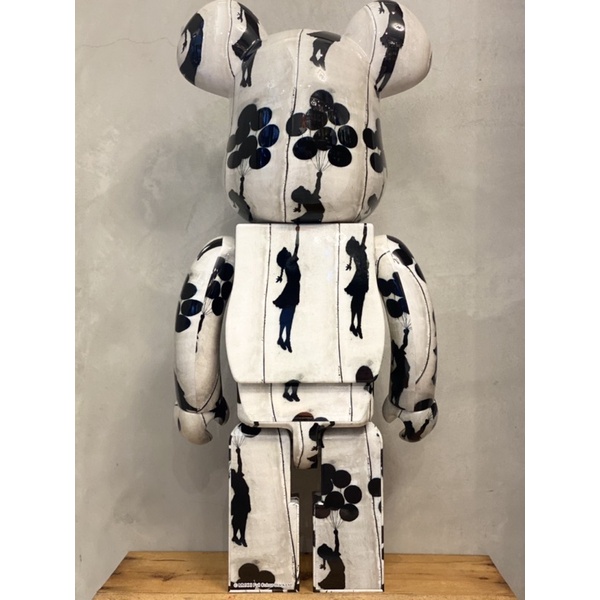 BE@RBRICK Flying Balloons Girl 氣球女孩1000% | 蝦皮購物 BE@RBRICK Flying Balloons Girl 氣球女孩1000% | 蝦皮購物