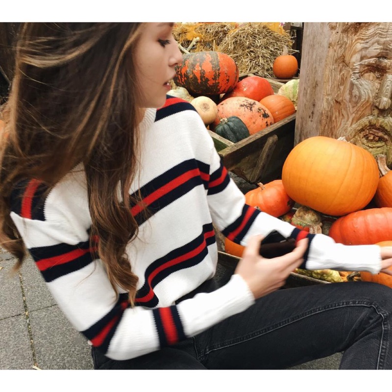 Brandy melville best sale bernadette sweater