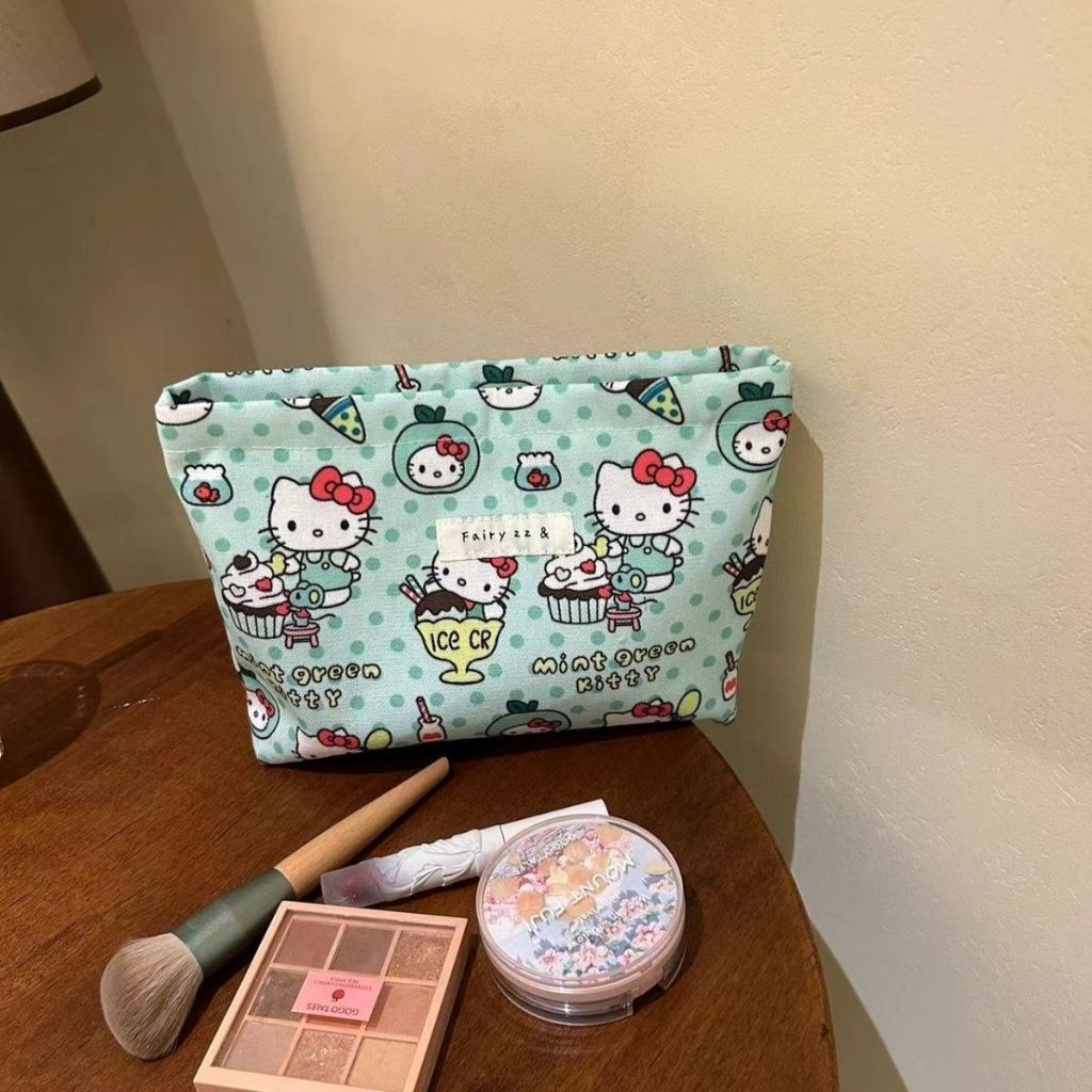 三麗鷗 Hello Kitty 粉色甜心化妝包可愛貓咪便攜帆布旅行雜物收納包大號零錢包 | 蝦皮購物