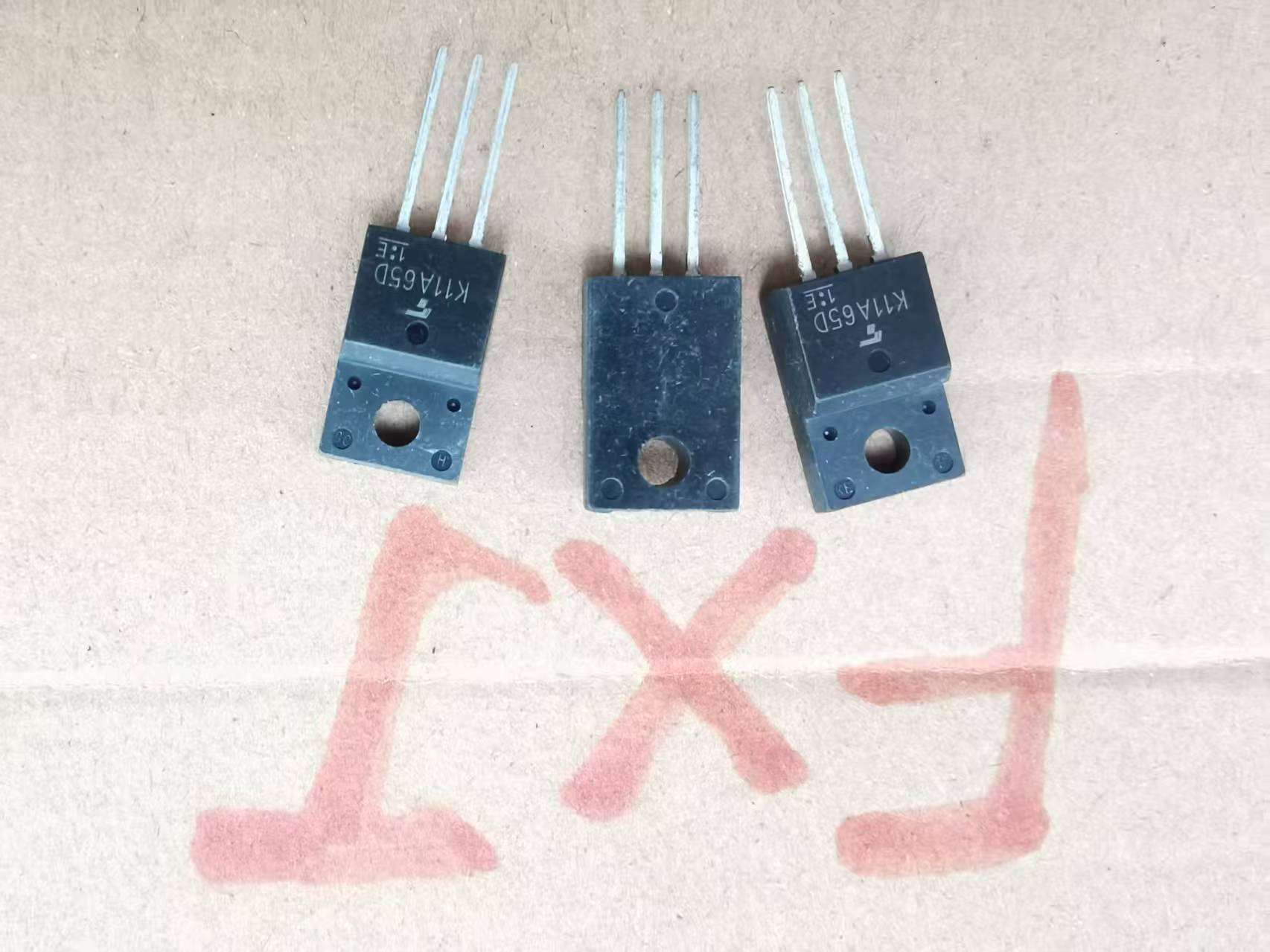 TK11A65D Transistor (5 Stk.) – TO-220F Gehäuse, MOSFET, Für Schaltnetzteile & Verstärker