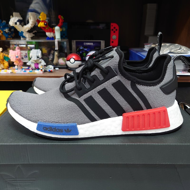 Adidas nmd shop grey blue red