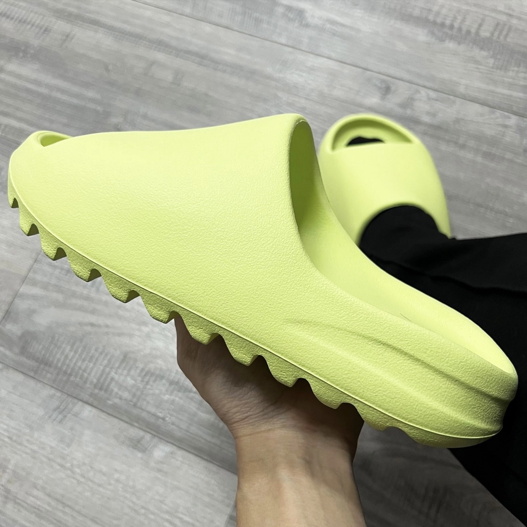 hirohiro様】adidas YEEZY Slide Glow Green-