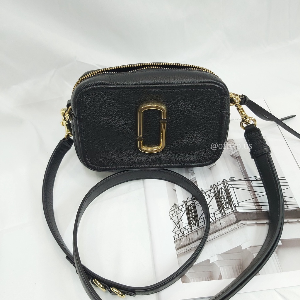 🐰現貨 MJ 金屬雙J相機包 荔枝皮側背包 Marc Jacobs | 蝦皮購物