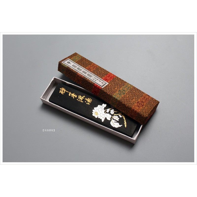 超細純松煙 2両 1/8型 徽歙曹素功精製 - 書道用具専門店 西本皆文堂 オンラインショップ