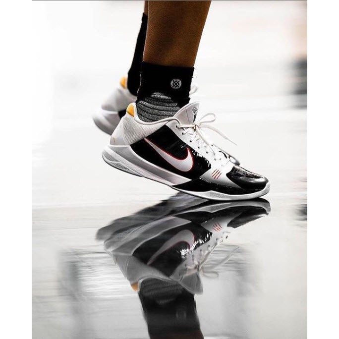 nike kobe v protro bruce lee