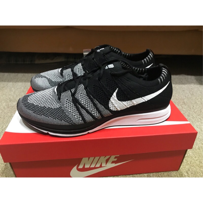 Flyknit hotsell trainer oreo价钱