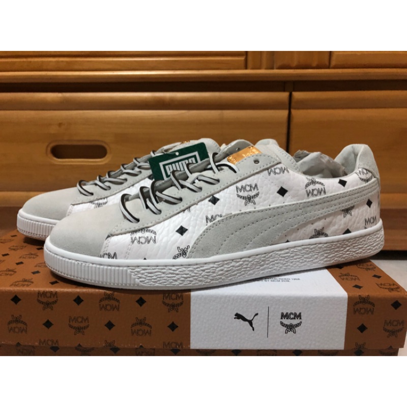 拍賣唯一 現貨 MCM X PUMA SUEDE CLASSIC 50周年板鞋 366299 02 白色 US 10