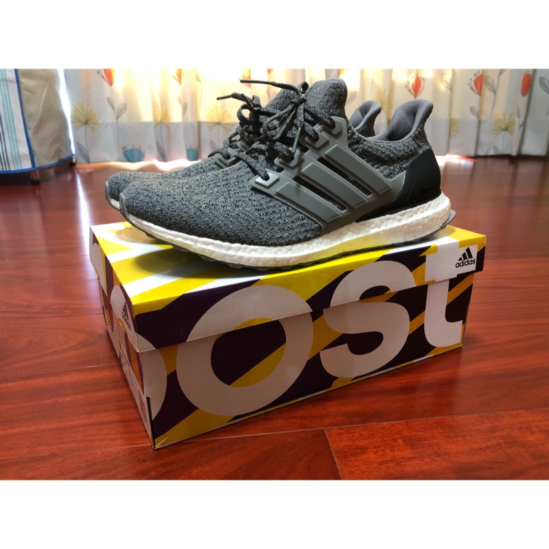 Adidas Ultra BOOST US10.5 | 蝦皮購物