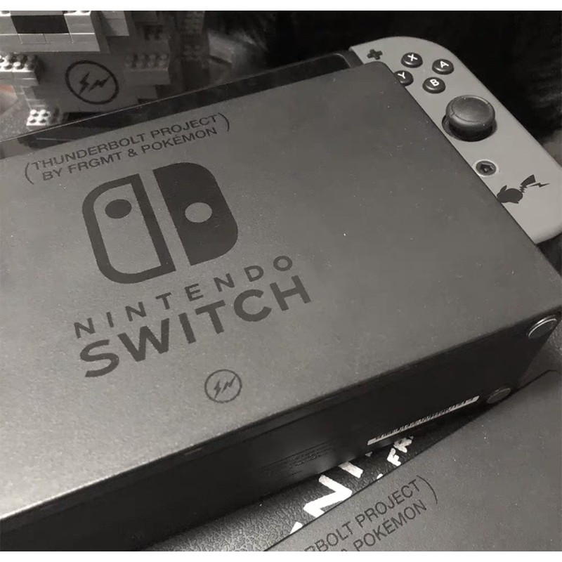 switch fragment 套餐 藤原浩 暗黑皮卡丘 限量版背蓋+joycon殼費+底座蓋+限量收藏包 | 蝦皮購物