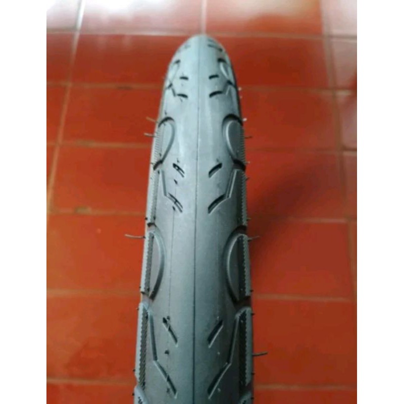 Pneu vélo 700x28C (28-622) Kenda Kwest K193 – Pièce VTC