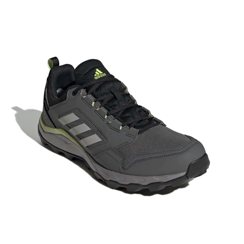 Terrex deals tracerocker adidas