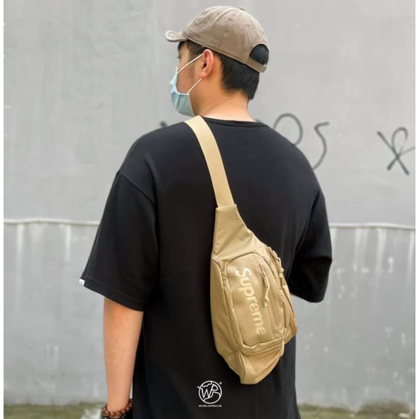 現貨]沃皮斯潮流Supreme Sling bag 單肩包小包沙色SUP148 藍色SUP147