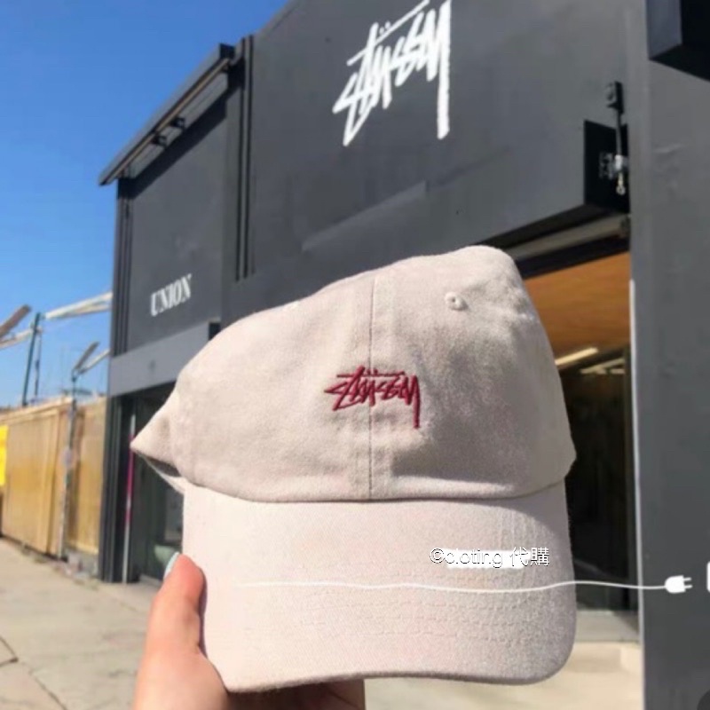 現貨美國正品🇺🇸STUSSY CAP 卡其色帽紅字母logo 帽老帽鴨舌帽遮陽帽