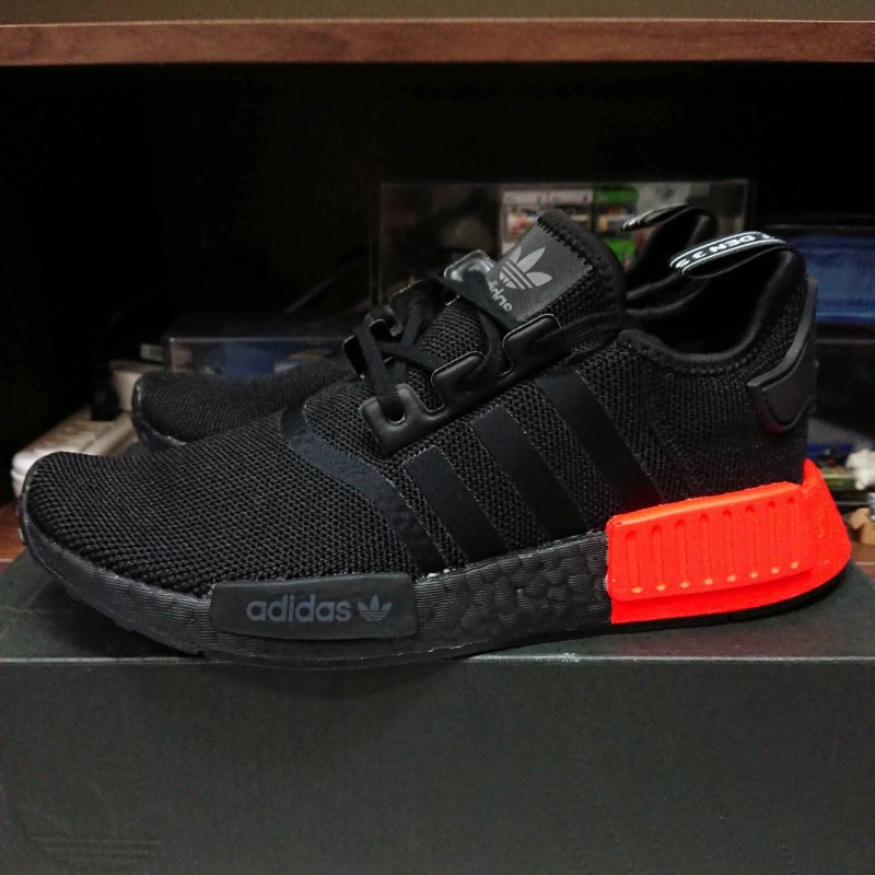 Adidas nmd 2025 r1 j black