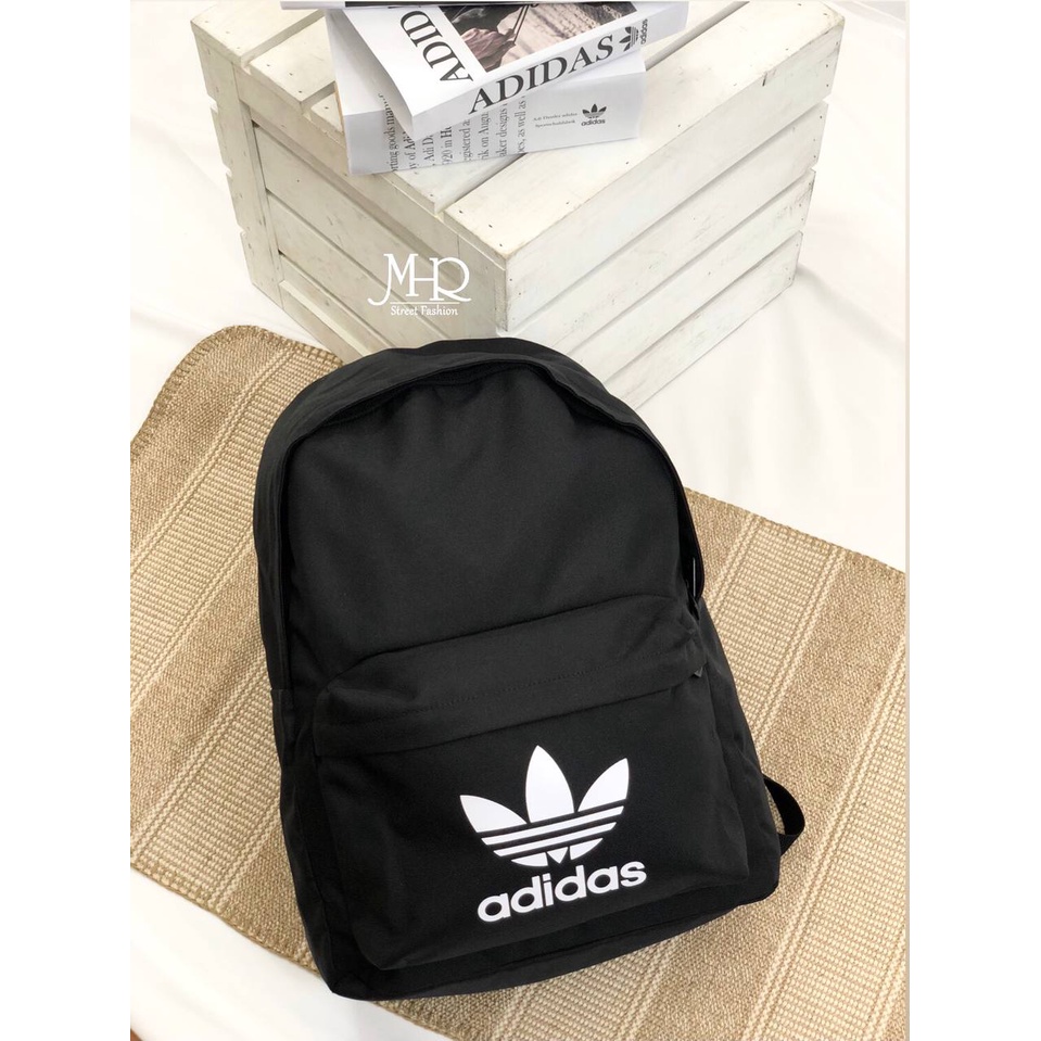 MR.CH Adidas Adicolor Classic GD4556