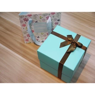 板橋可自取 禮物盒 長寬高13.5CM 類TIFFANY色 送禮 生日禮物 包裝 精裝盒 硬紙盒 天地蓋 聖誕禮物