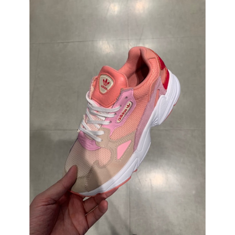 Adidas original falcon outlet women's