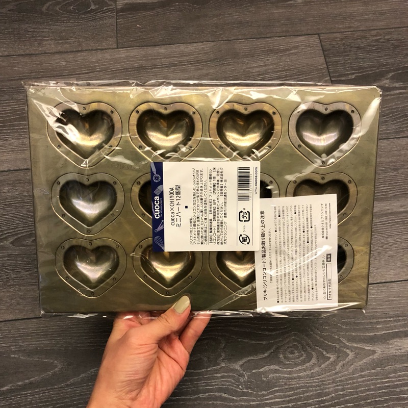 cuoca CHIYODAミニハート12個型 cuoca×CHIYODA | 製菓用型製品の