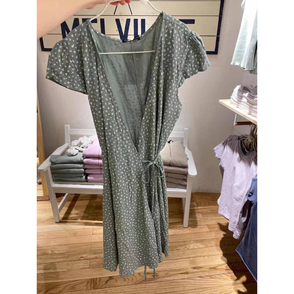 brandy melville green robbie dress Green Brandy Melville Wrap Dress – Zoehify main image 1