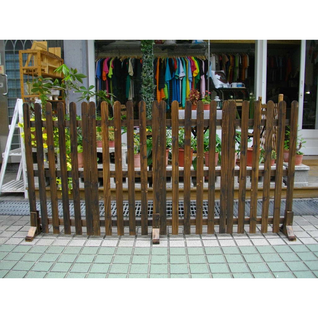 柵欄.木柵欄.四片連裝炭化防腐木柵欄(圓頭).寵物圍欄.花園圍欄.庭院圍欄.(不附3個腳座)(圓頭款) | 蝦皮購物