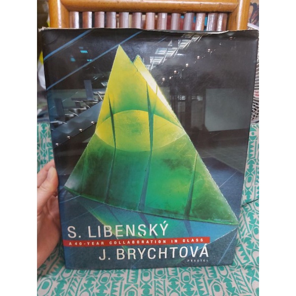 Libensky J. Brychtova ガラスの40年のコラボレーション Libensky J. Brychtova ガラスの40年のコラボレーション Amazon