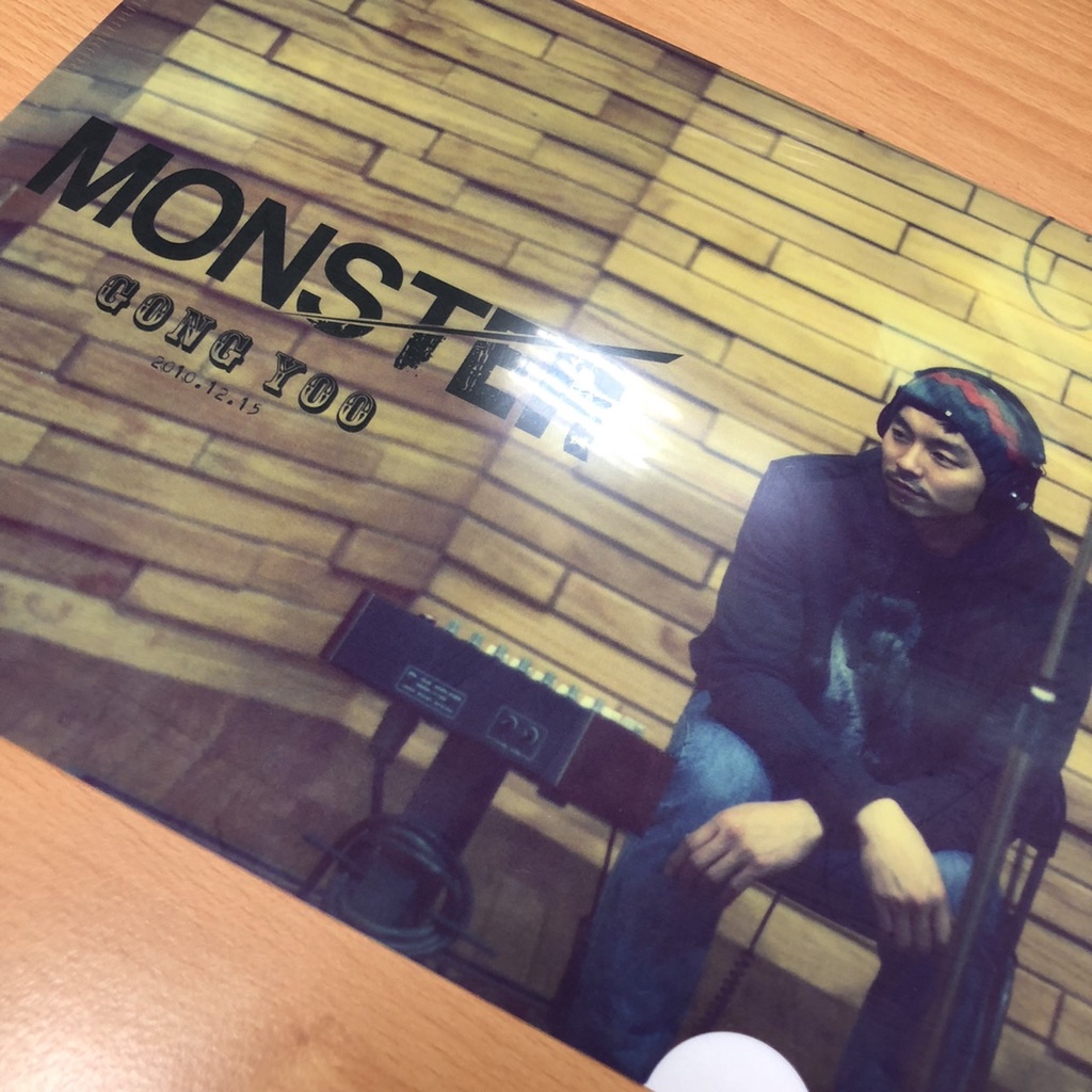 孤單又燦爛的神鬼怪一箱情緣gongyo孔劉孔侑공유購於日本MONSTER SEASON 3-4雜誌限量絕版品資料夾 | 蝦皮購物