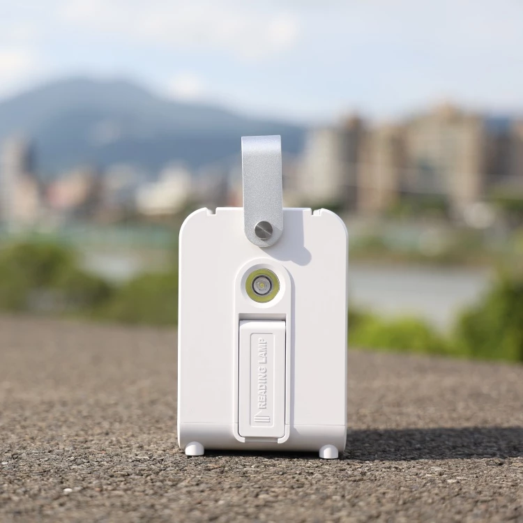 戶外生活的全能管家！【Roommi】多功能行動電源供應器 RM-P02 (小電寶)：露營、救車、居家備災的極致平衡