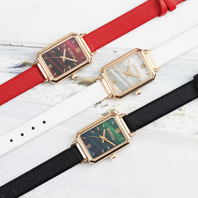 红韵小方 安哥拉红精致方形真皮防水腕表 Red Charm Petite Square Angora Red Genuine Leather Waterproof Watch main image 0