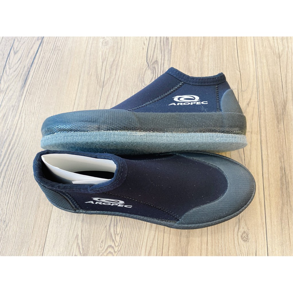 Okespor on sale water shoes