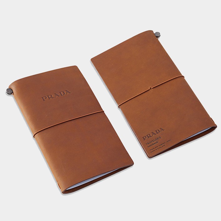 現貨] Prada × TRAVELER'S notebook 皮革筆記本(標準/護照尺寸) | 蝦皮購物