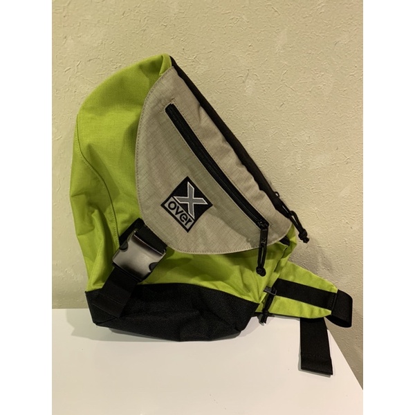 [半價出清 原1000] 德國 X-over 運動背包 small | 蝦皮購物