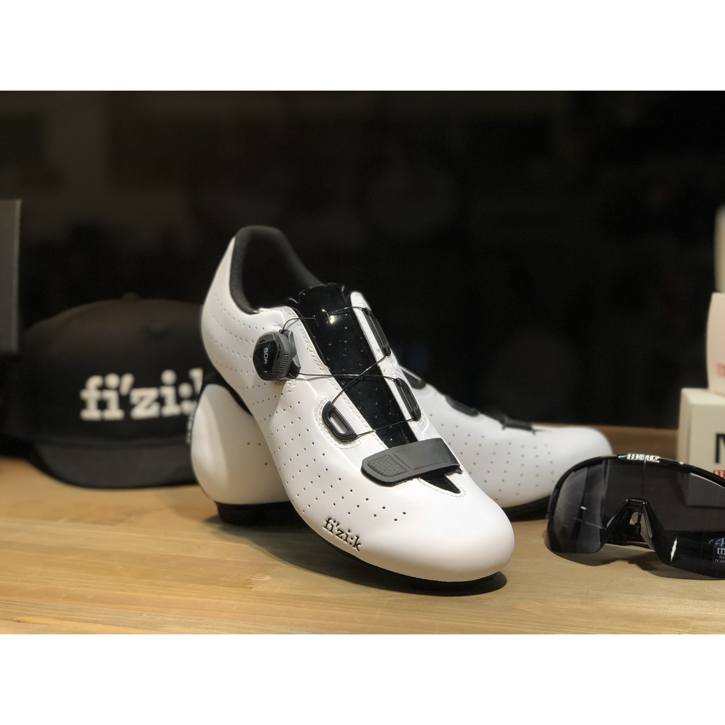 Tempo overcurve deals r5 fizik