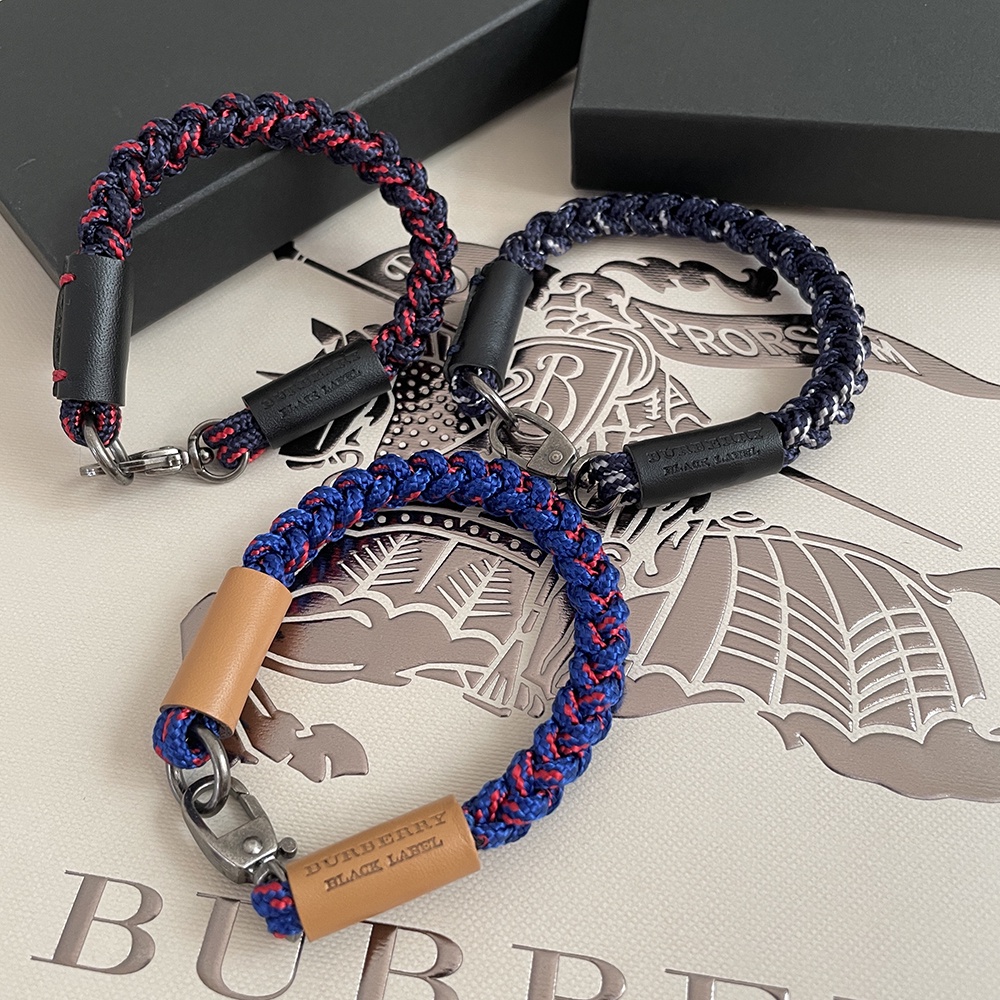 日本製黑標美品BURBERRY BLACK LABEL LOGO皮標雙色粗繩編織手鍊．3色