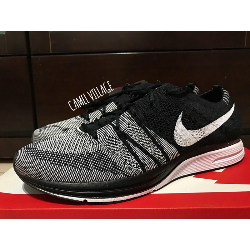 Nike flyknit 2025 trainer oreo價錢