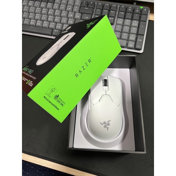 二手九九成新）RAZER 雷蛇VIPER V2 PRO 毒蝰V2 PRO 無線超輕量電競滑鼠