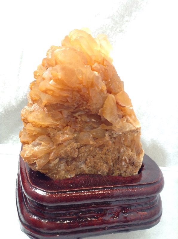 天然紅鐘乳石結晶石風水擺件| 蝦皮購物