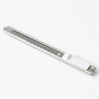 L：MUJI 無印良品 左右手兩用刀片-13cm 美工刀、美工刀片 | 蝦皮購物