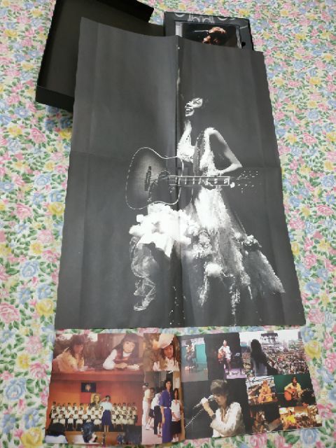 YESASIA : 花的姿態經典實錄(限量精裝版) (2CD+DVD) 鐳射唱片