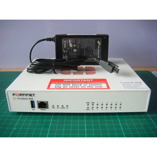 Fortinet Fortigate 90E UTM Firewall 授權至2022/2023/2024 附原廠電源